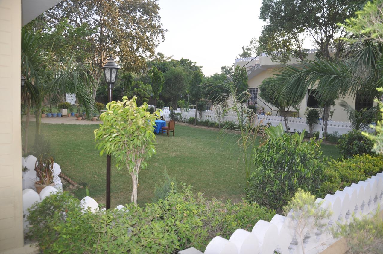 Hotel Eagle Nest Bharatpur Exteriér fotografie